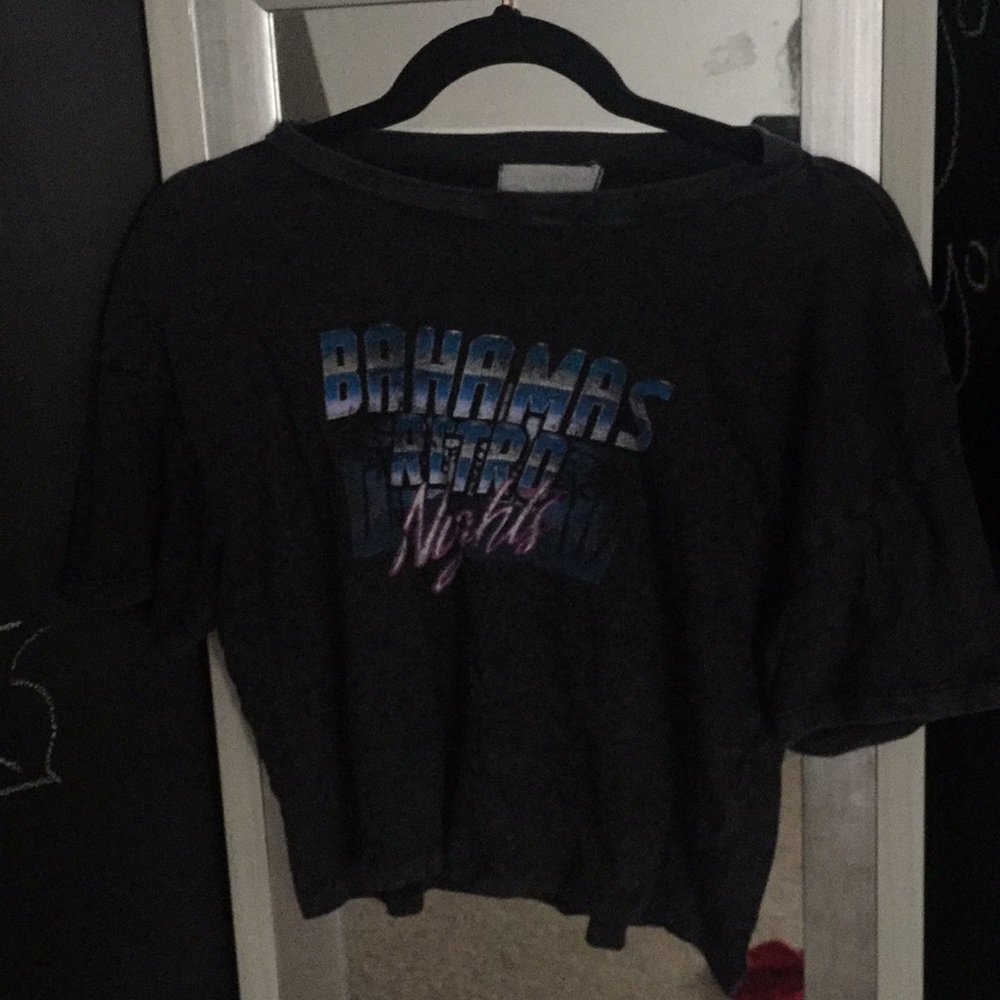 “bahamas retro nights” t-shirt